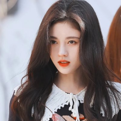 红衣大叔用AI带我穿越